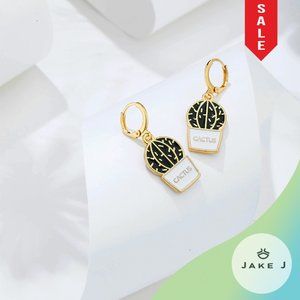 🍑 Plant Mom's Desert Cactus Hinged Earrings One Size